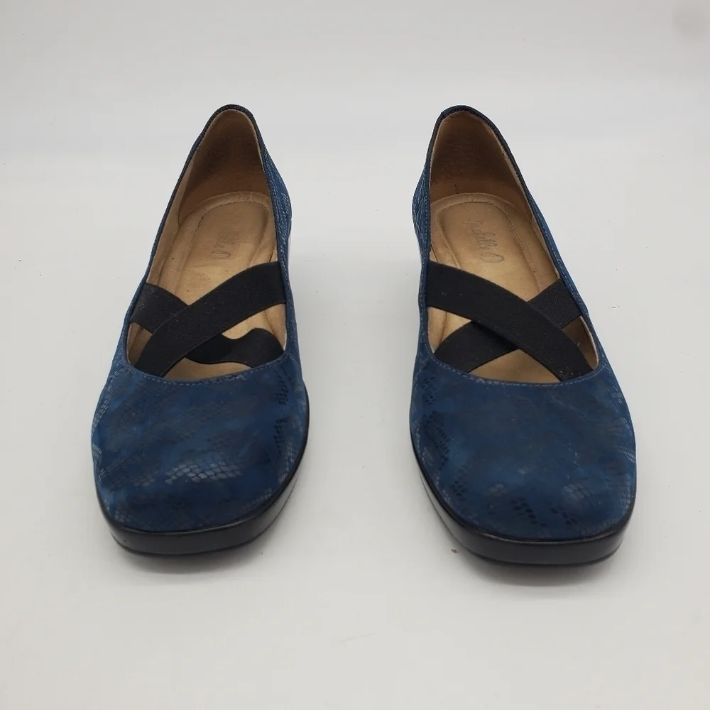 Michelle D Shoes Women 9M Brenda Navy Blue Reptile Square Toe Wedge Pump